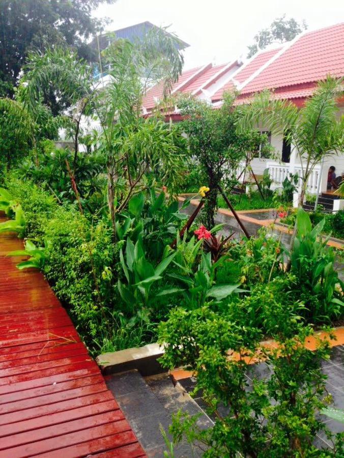 Preah Vihear Jaya Hotel Sra Aem Exteriör bild