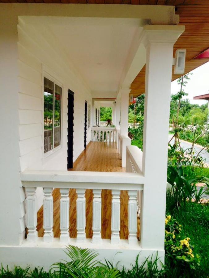 Preah Vihear Jaya Hotel Sra Aem Exteriör bild
